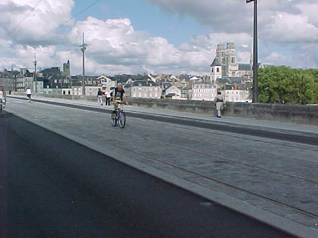 74 - SUR LE PONT GEORGES V.jpg